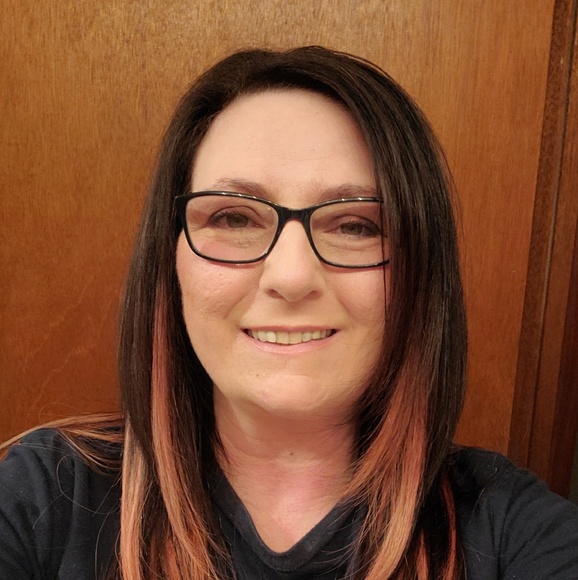 Meet your Posher, Sheila - Picture 1 of 1